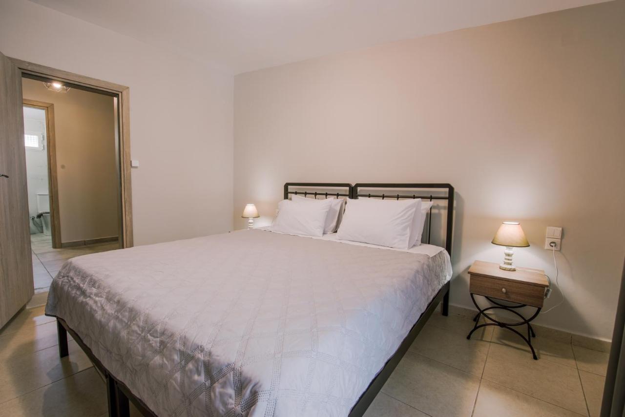 Acrocorinth Apartments エクステリア 写真