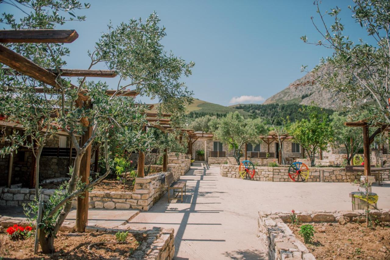 Acrocorinth Apartments エクステリア 写真