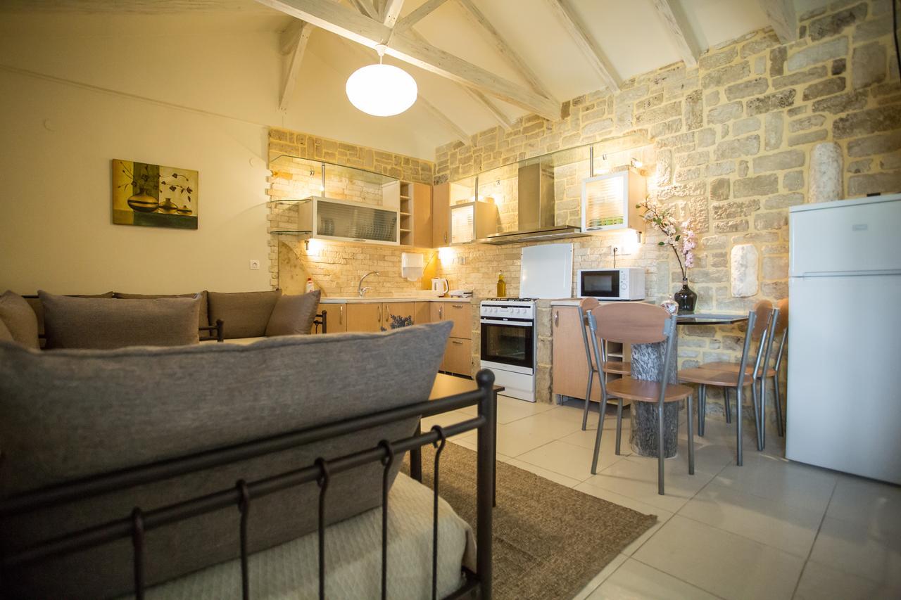 Acrocorinth Apartments エクステリア 写真