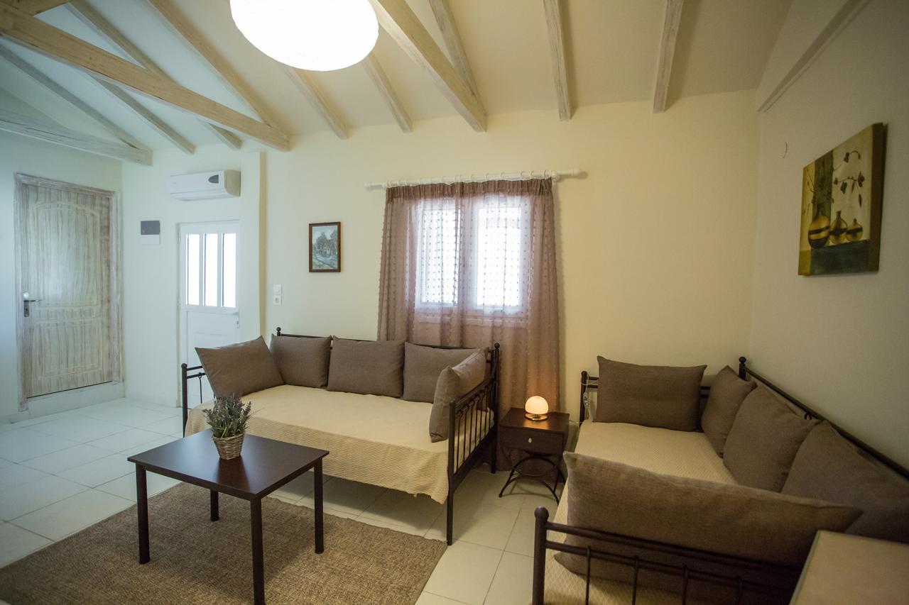 Acrocorinth Apartments エクステリア 写真