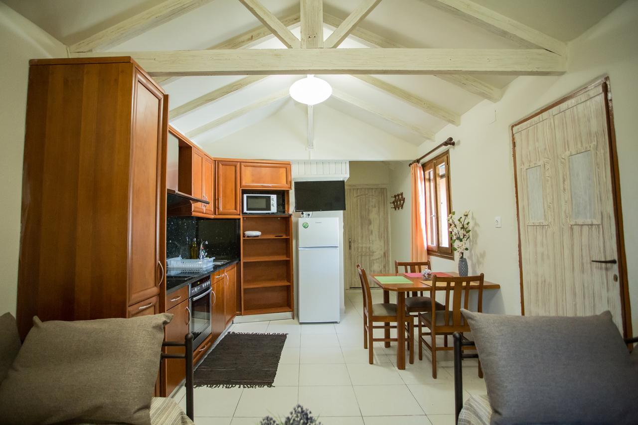 Acrocorinth Apartments エクステリア 写真